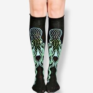 TOO FAST 20” Long Black Knee-High Octopus Long Socks